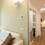 Aurora 4*