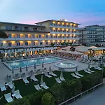 Hotel Aurora 4*