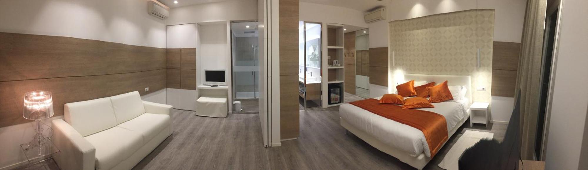 Aurora Hotel 4*