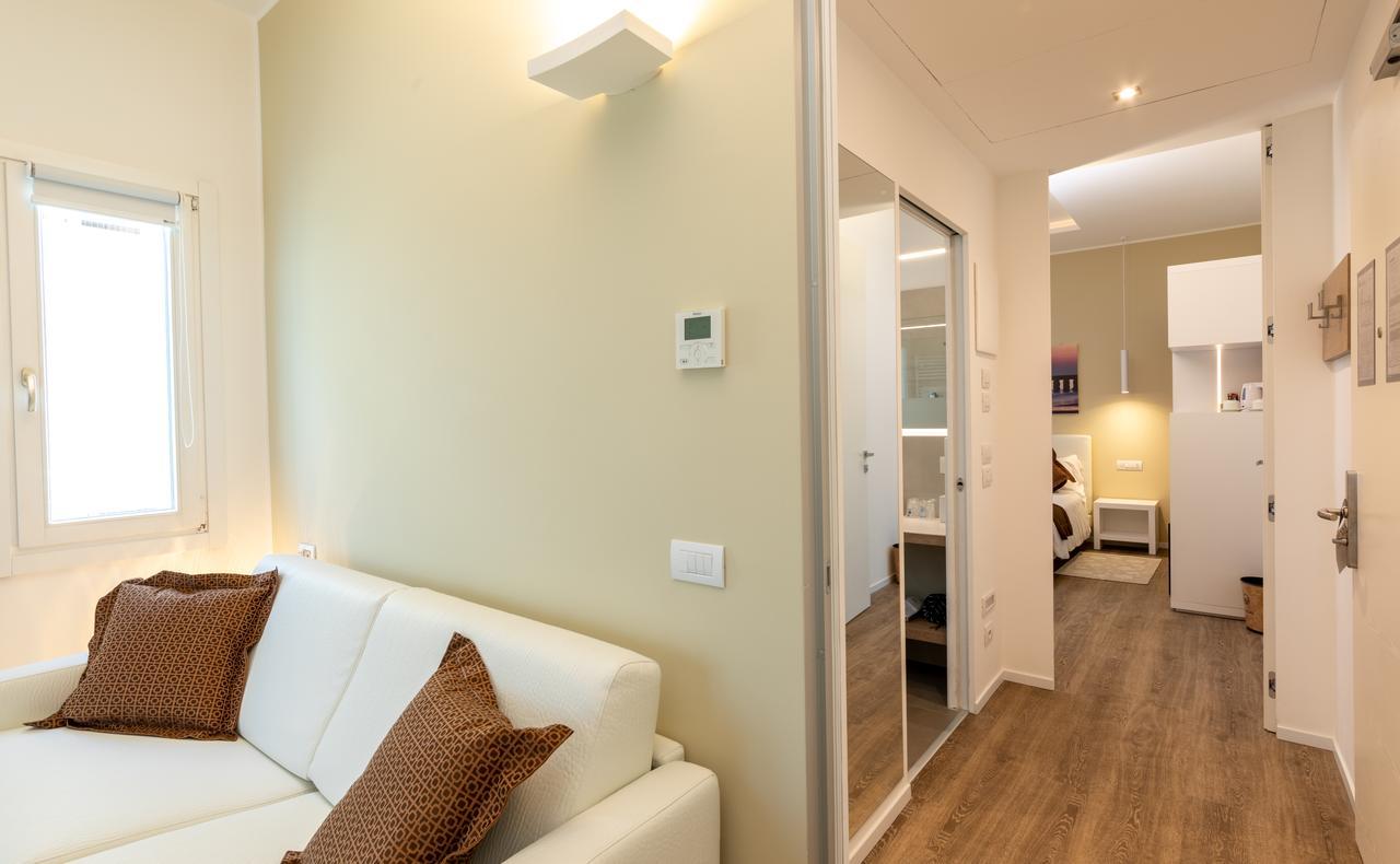 Aurora Hotel 4*
